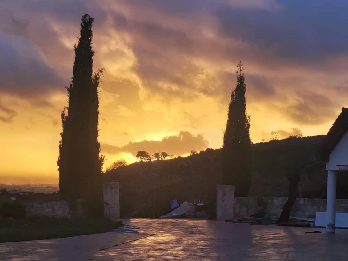 Beautiful Home Paphos Buitenkant foto