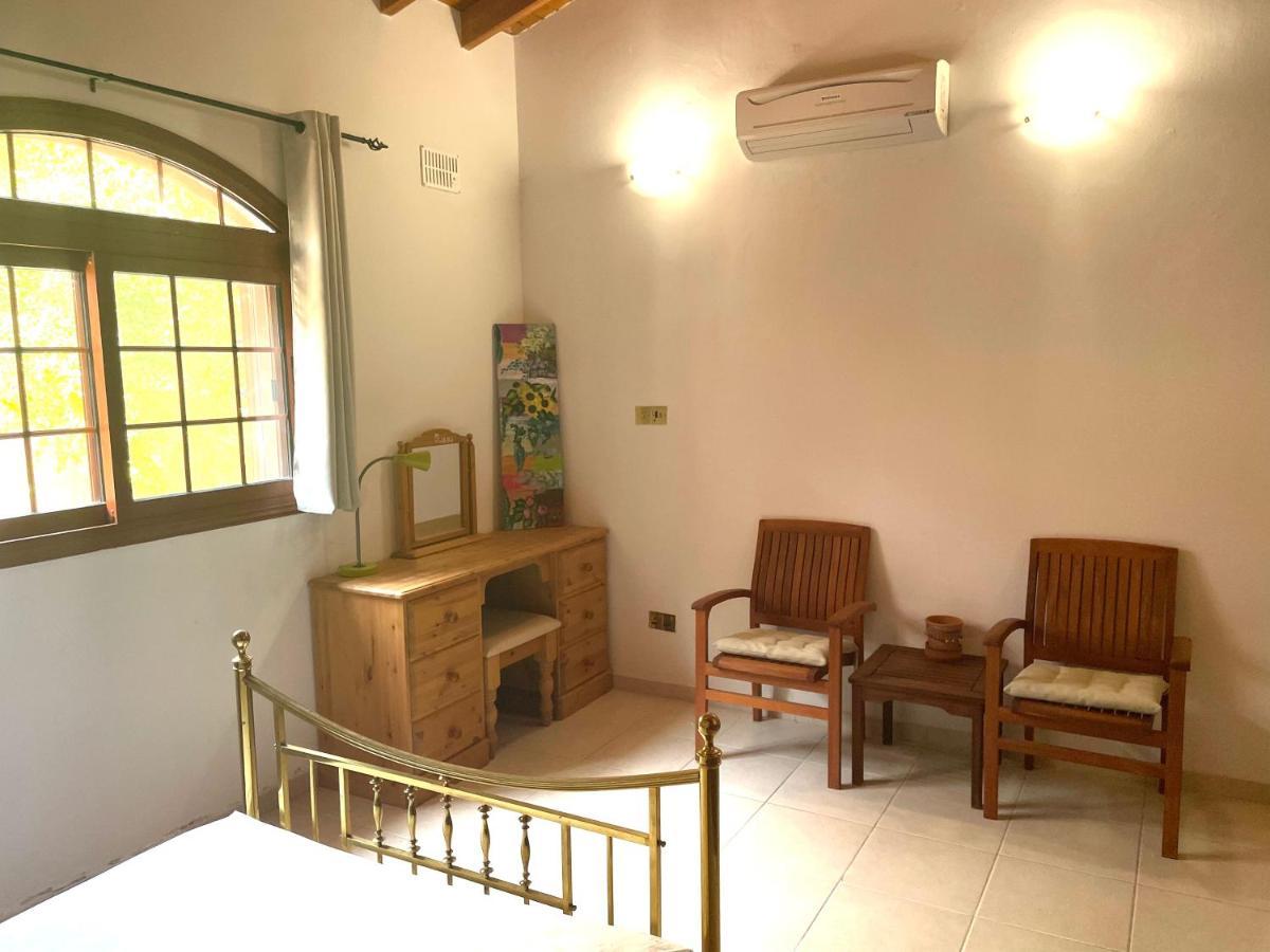 Beautiful Home Paphos Buitenkant foto